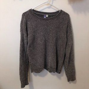 FRANCESCAS/ALYA SUPER SOFT SCALLOP HEM SWEATER